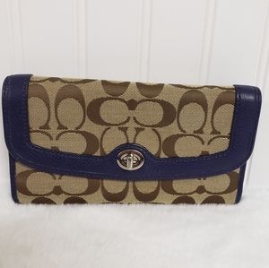 Coach Park Signature Turnlock Slim Wallet purple